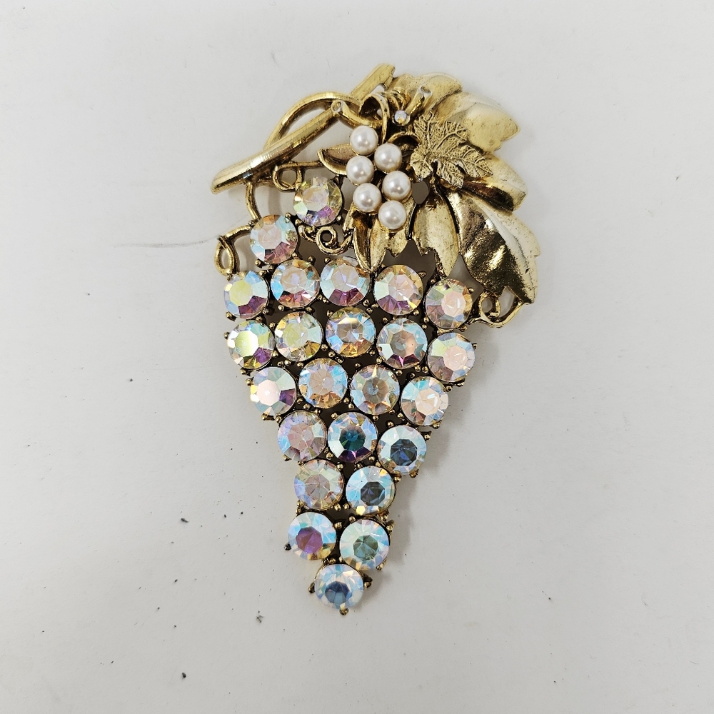 Vintage Craft Signed Brooch